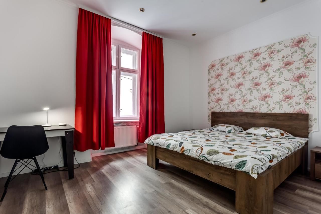 Апартаменты Modern apartment in Lviv historic center. Львов-30